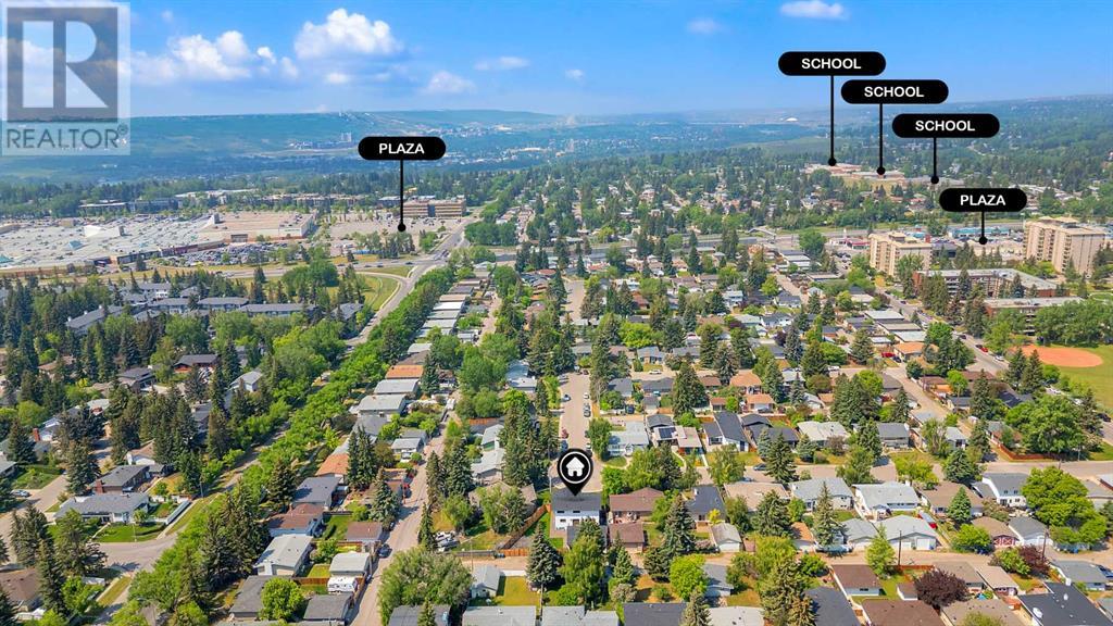 Single Family House for Sale in  Vauxhall Crescent NW Varsity Calgary 