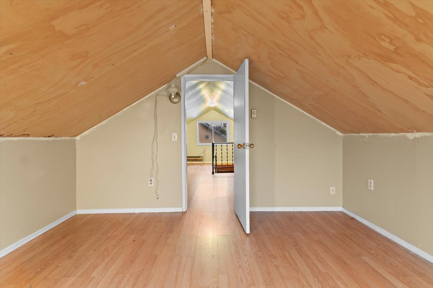 Photo 3 of 46195 Gore Avenue Chilliwack Proper East, Chilliwack BC