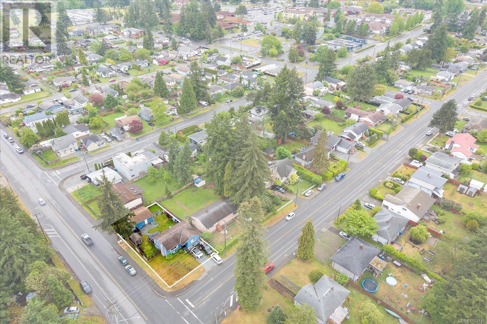 Photo 23 of 1013 Strathmore St, Nanaimo BC