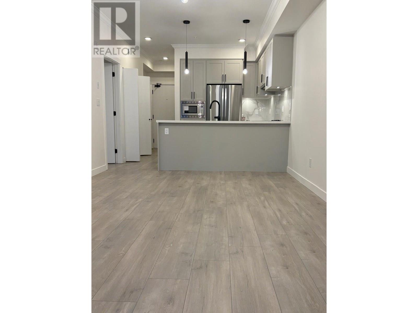Photo 1 of 208 12109 223 Street, Maple Ridge BC