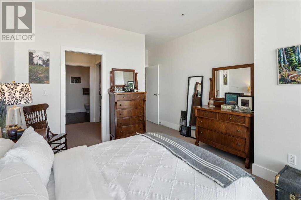 Single Family House for Sale in    Avenue SW Richmond Calgary 