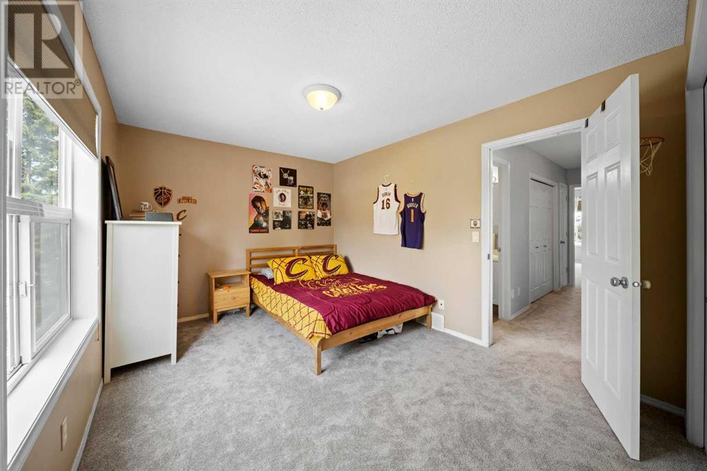 Single Family House for Sale in  Bridlewood View SW Bridlewood Calgary 
