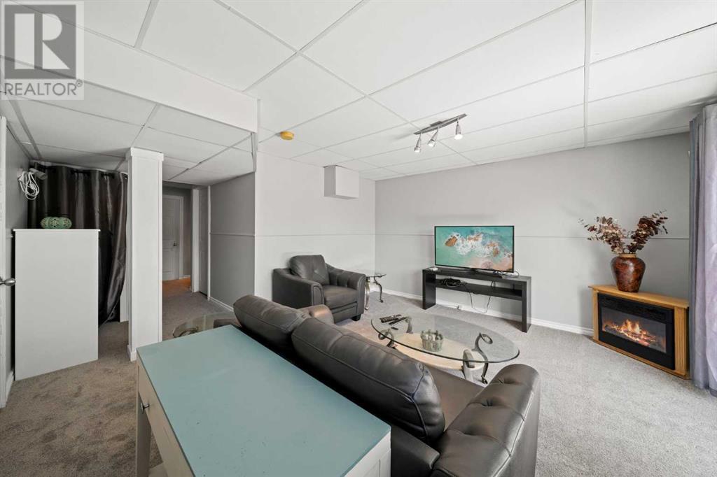 Single Family House for Sale in  Bridlewood View SW Bridlewood Calgary 