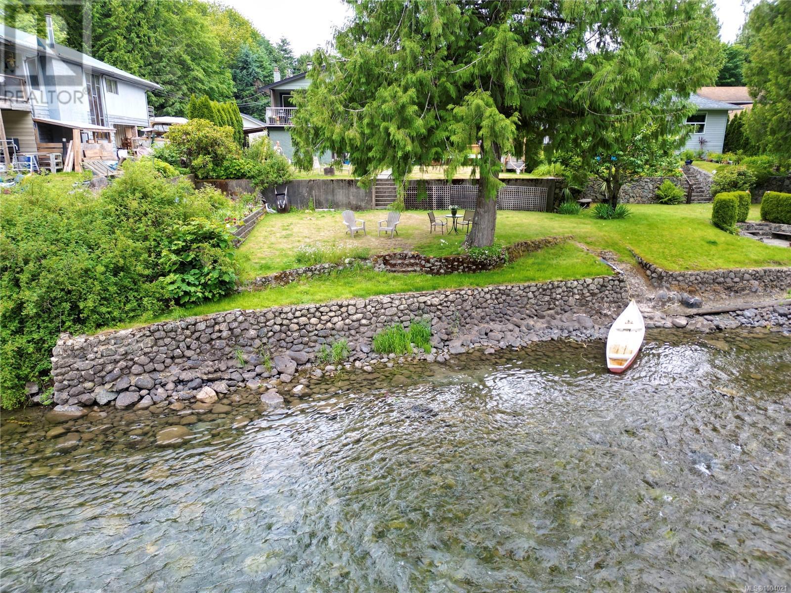 65 Somenos St N, Lake Cowichan