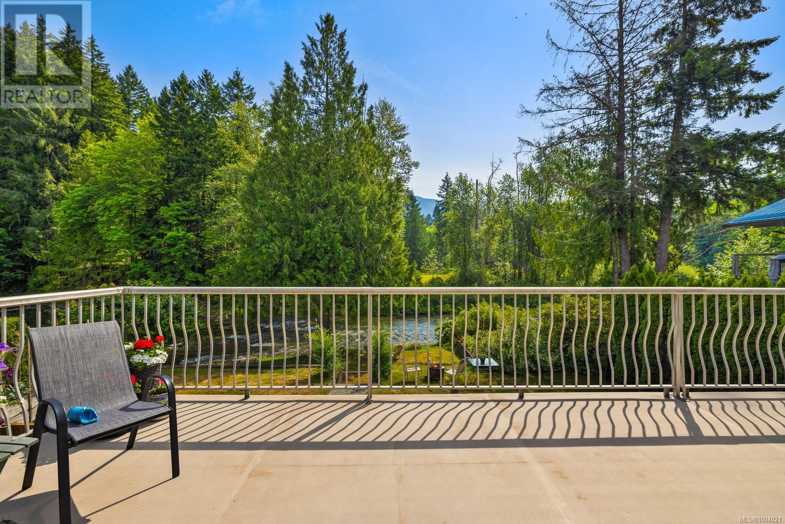 65 Somenos St N, Lake Cowichan