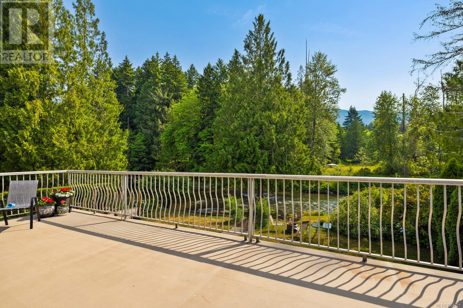 65 Somenos St N, Lake Cowichan