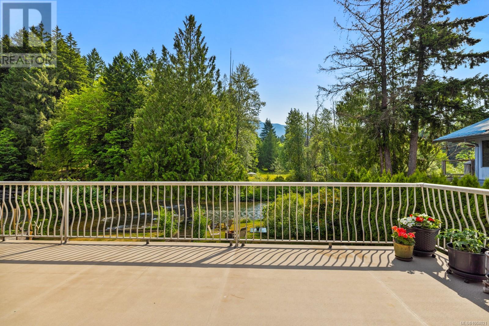 65 Somenos St N, Lake Cowichan