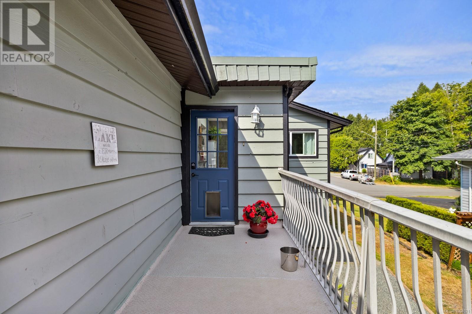 65 Somenos St N, Lake Cowichan