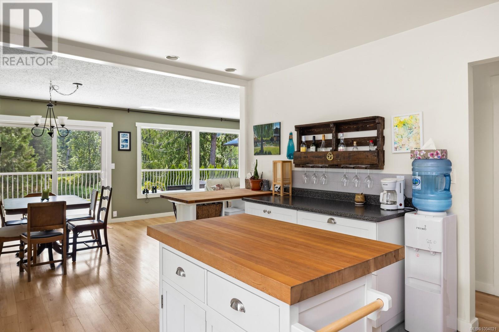 65 Somenos St N, Lake Cowichan