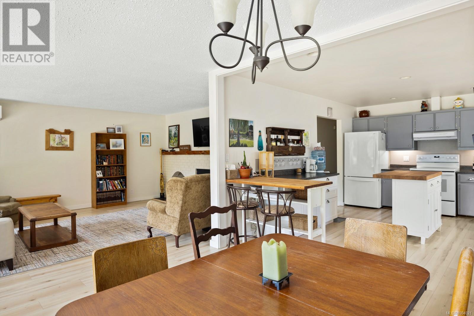 65 Somenos St N, Lake Cowichan