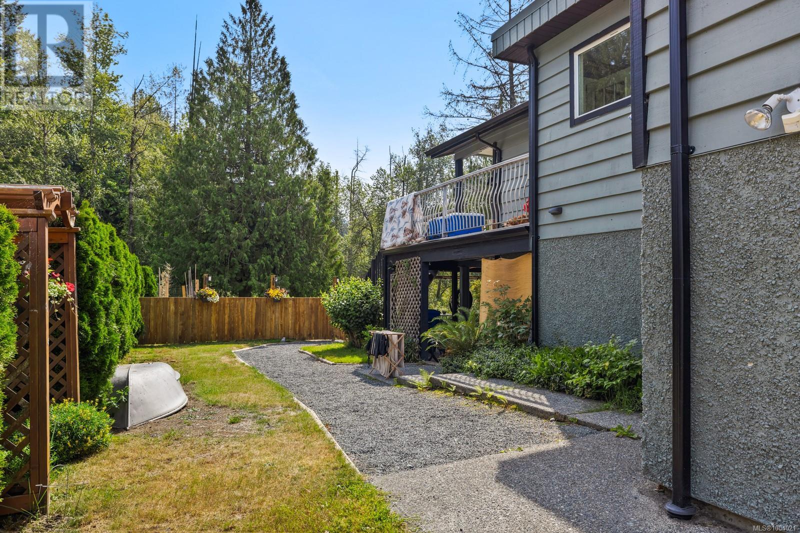 65 Somenos St N, Lake Cowichan