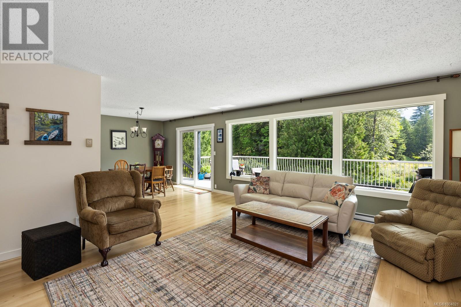 65 Somenos St N, Lake Cowichan