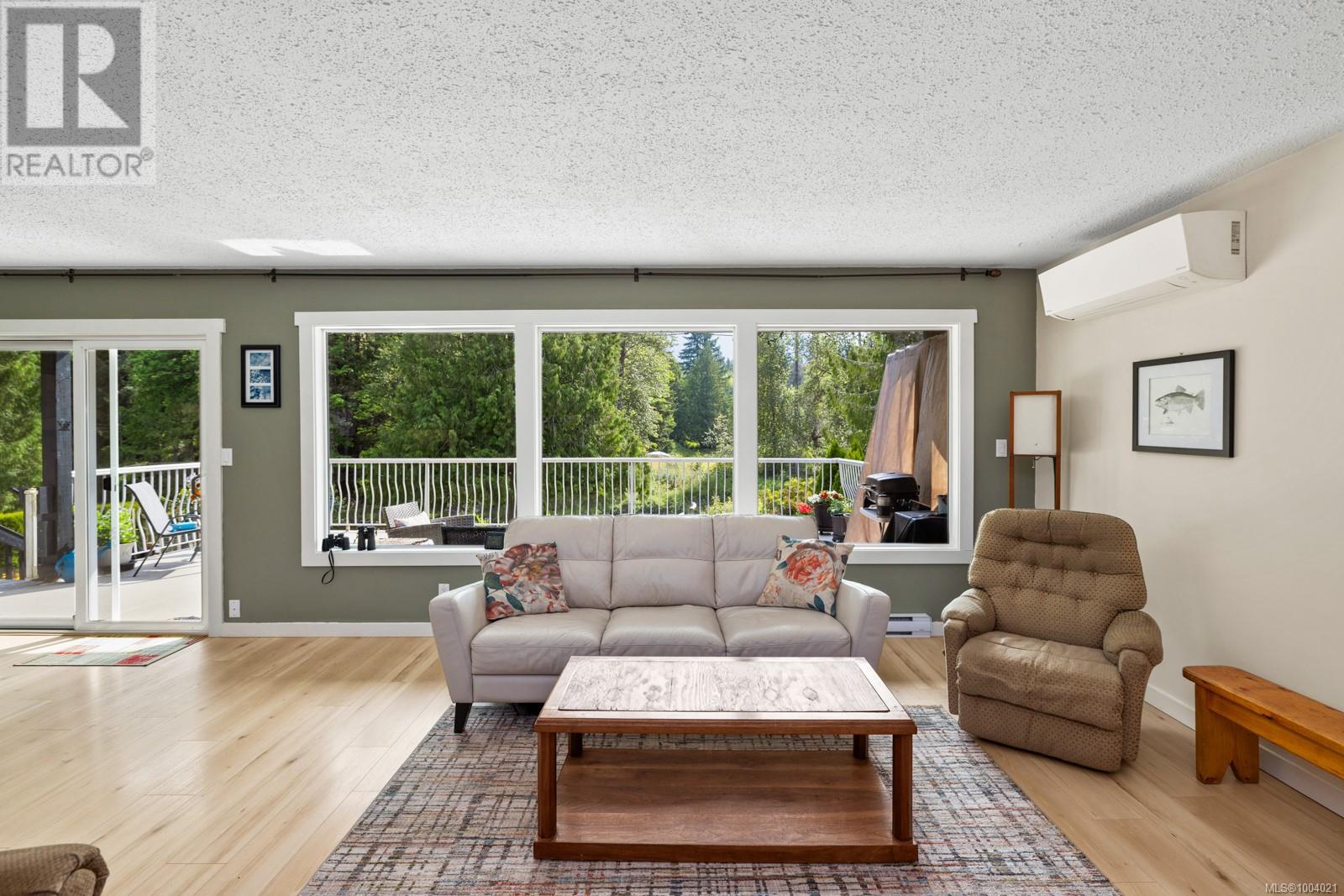 65 Somenos St N, Lake Cowichan