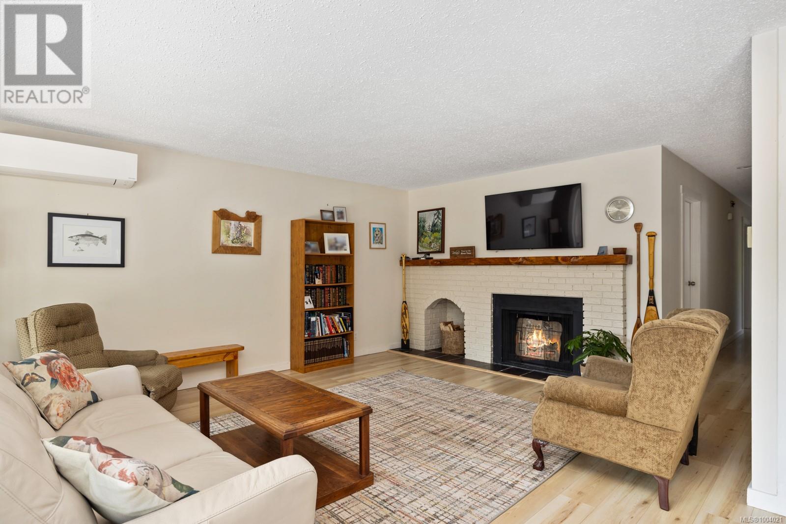 65 Somenos St N, Lake Cowichan