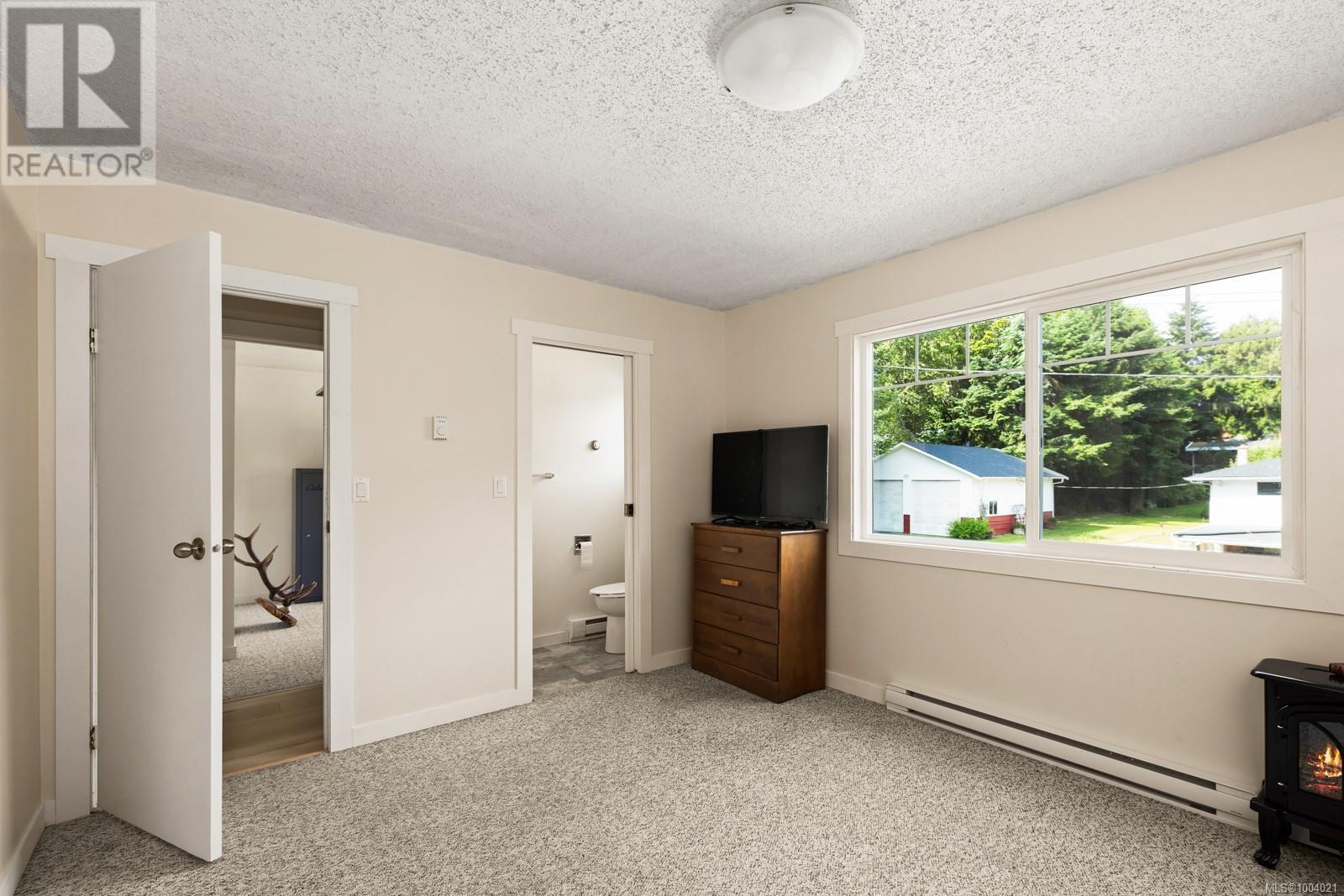 65 Somenos St N, Lake Cowichan