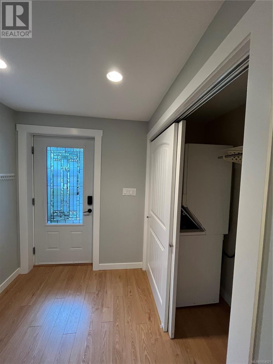 65 Somenos St N, Lake Cowichan