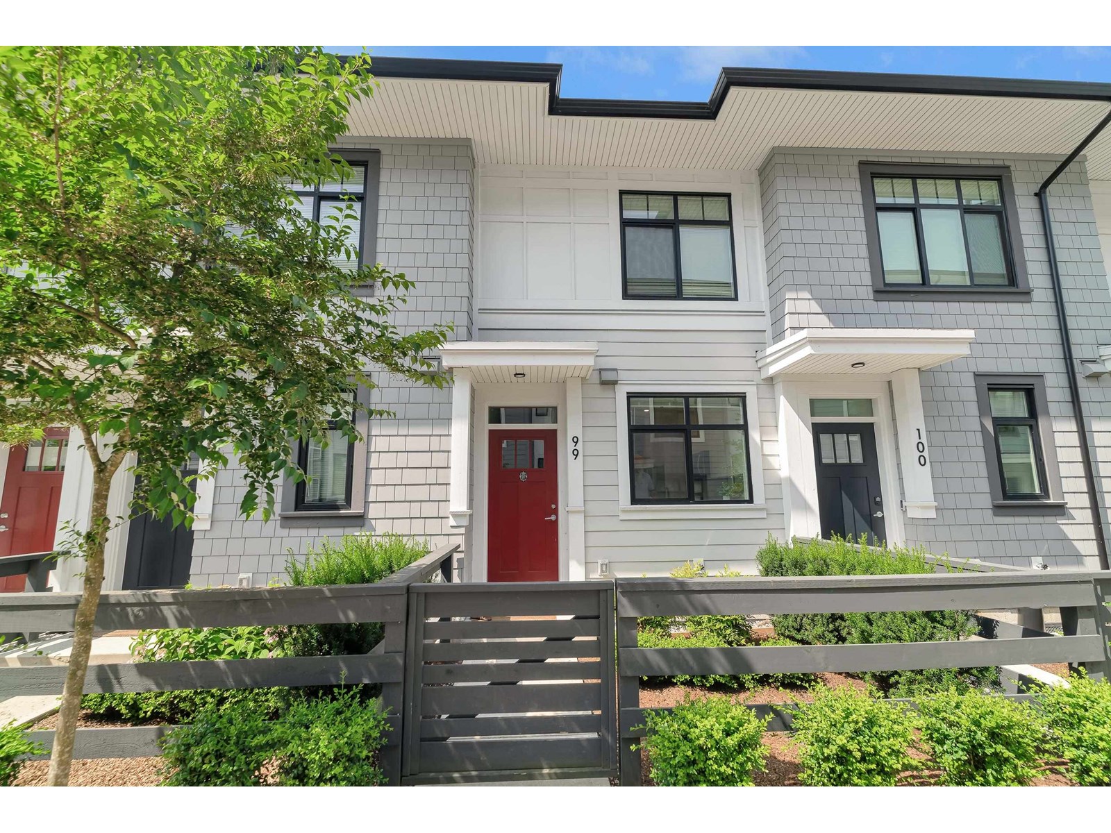 Photo 1 of 99 15235 Sitka Drive, Surrey BC
