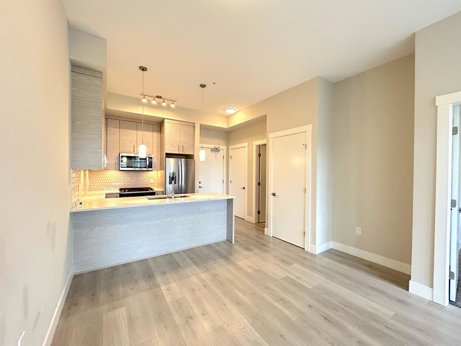 Photo 6 of 209 2120 Gladwin Road, Abbotsford BC