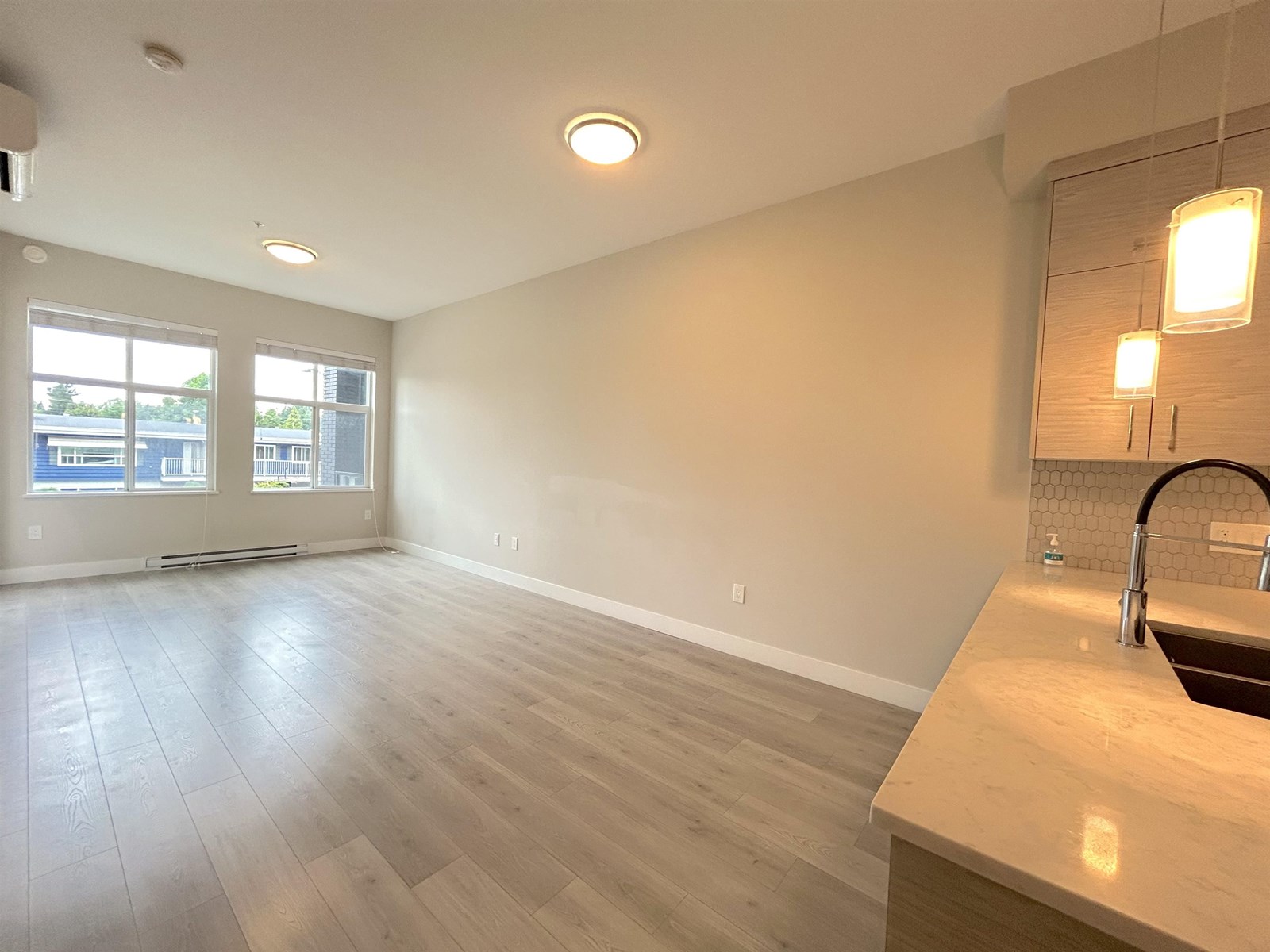 Photo 8 of 209 2120 Gladwin Road, Abbotsford BC