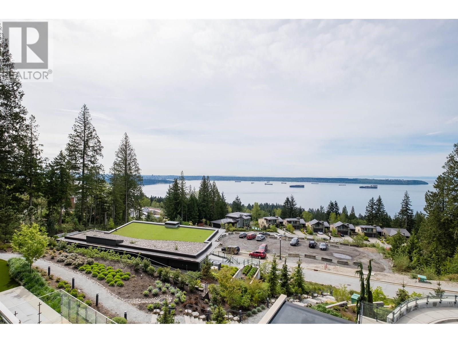 302 2958 BURFIELD PLACE, West Vancouver