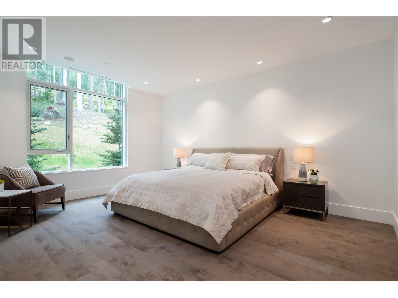 302 2958 BURFIELD PLACE, West Vancouver
