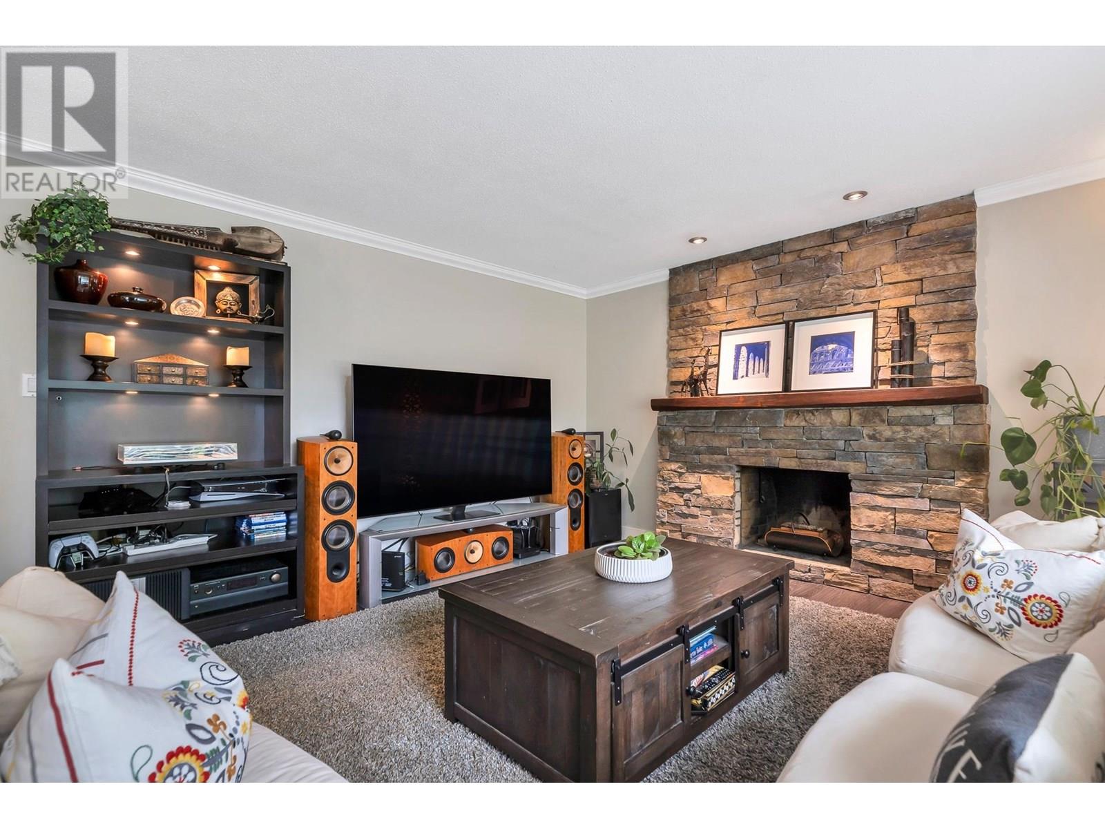 5029 6 Avenue, Delta