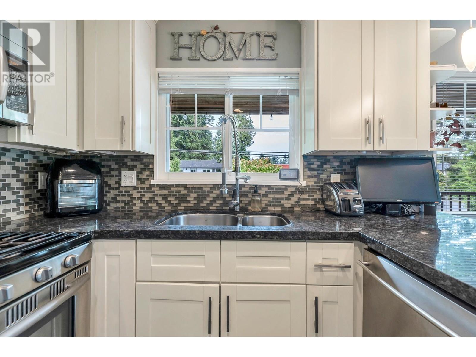 5029 6 Avenue, Delta