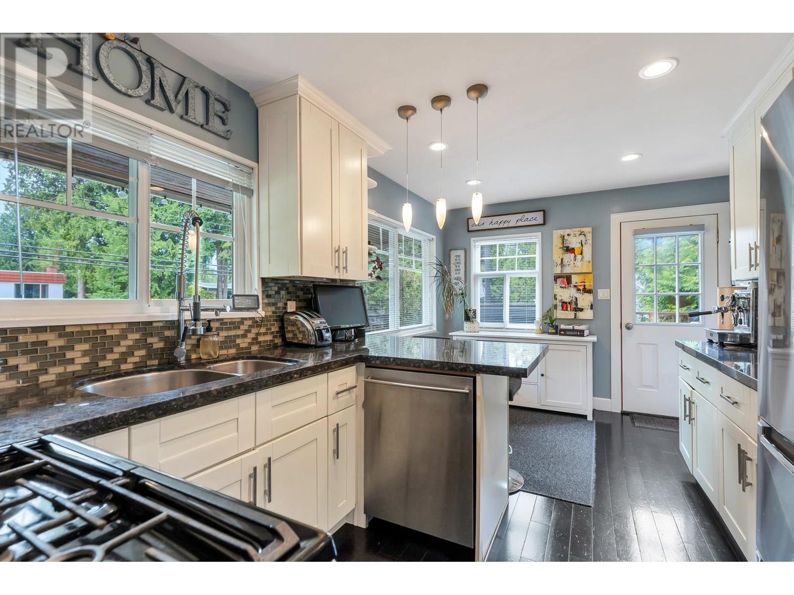 5029 6 Avenue, Delta