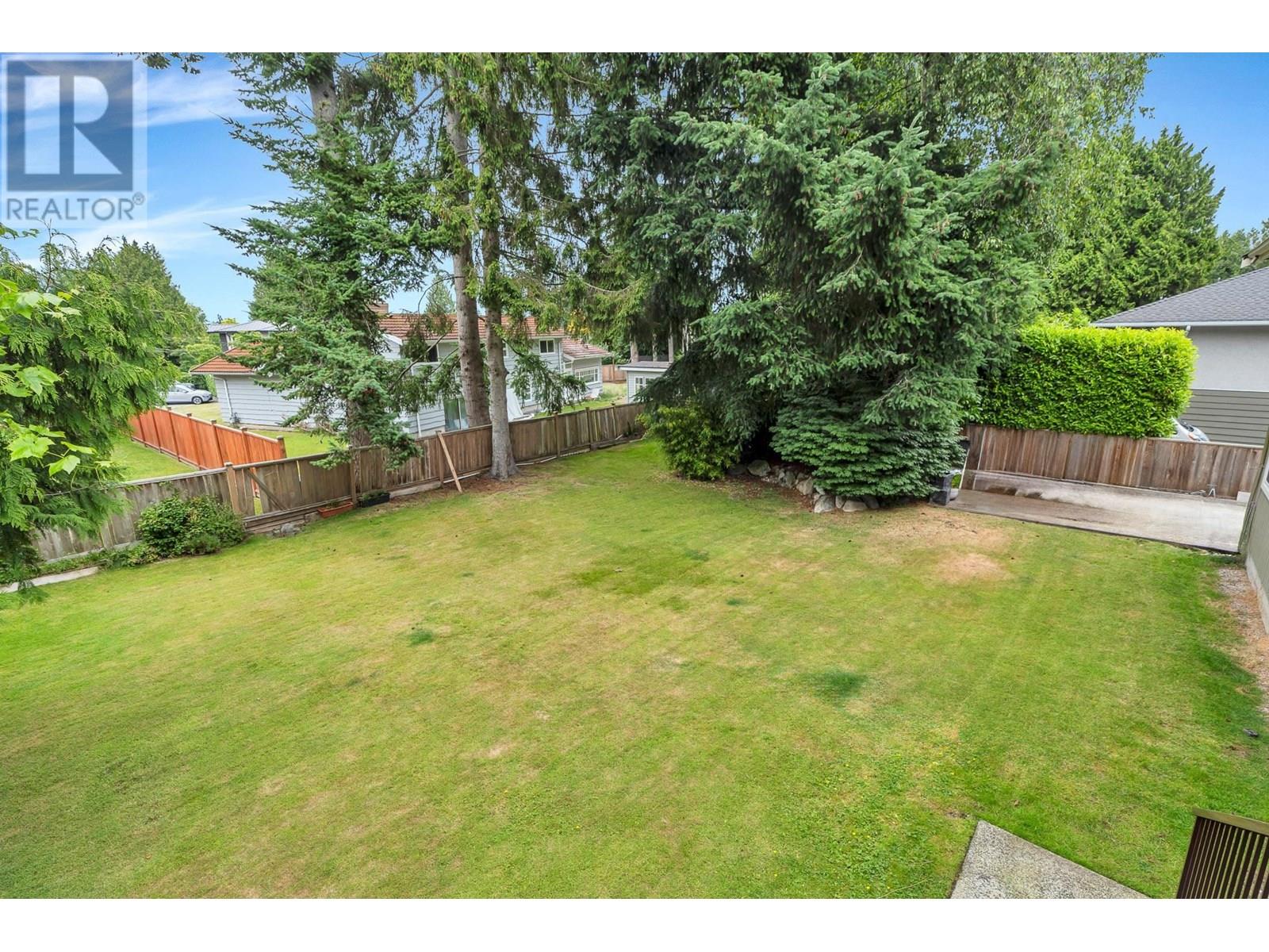 5029 6 Avenue, Delta