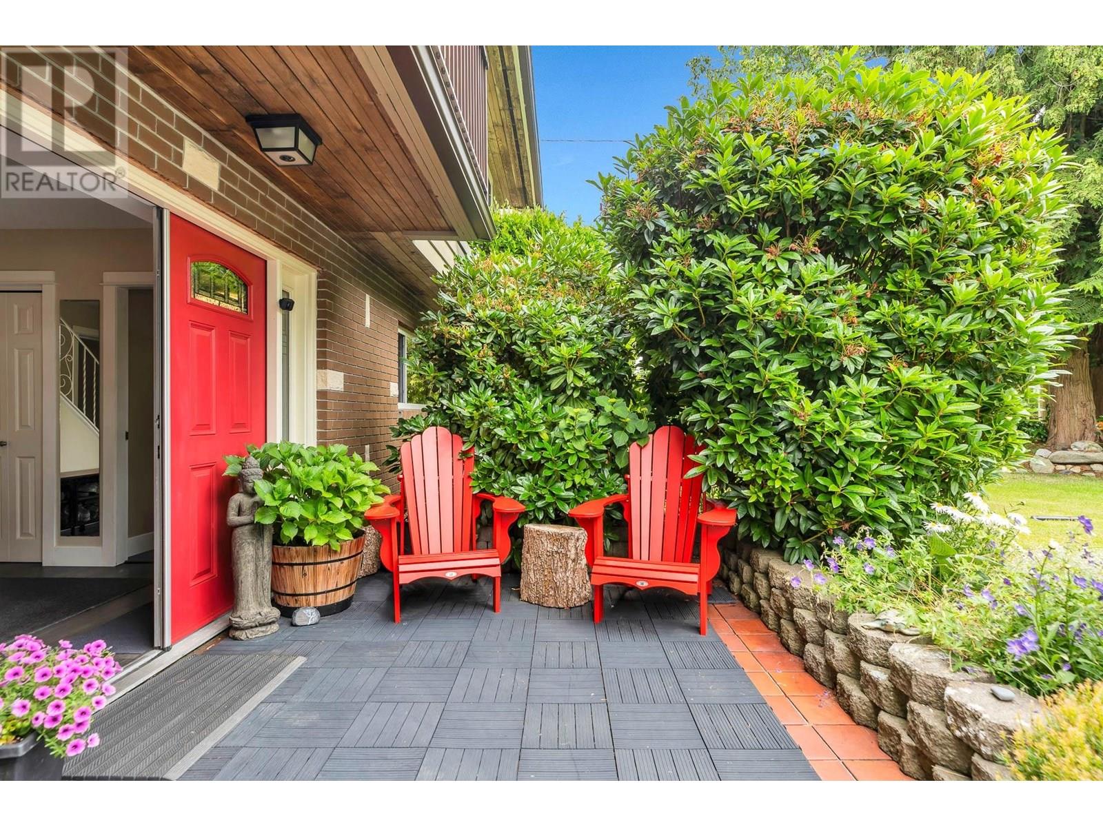 5029 6 Avenue, Delta