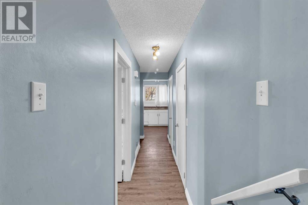 Single Family House for Sale in  Pinemill Mews NE Pineridge Calgary 