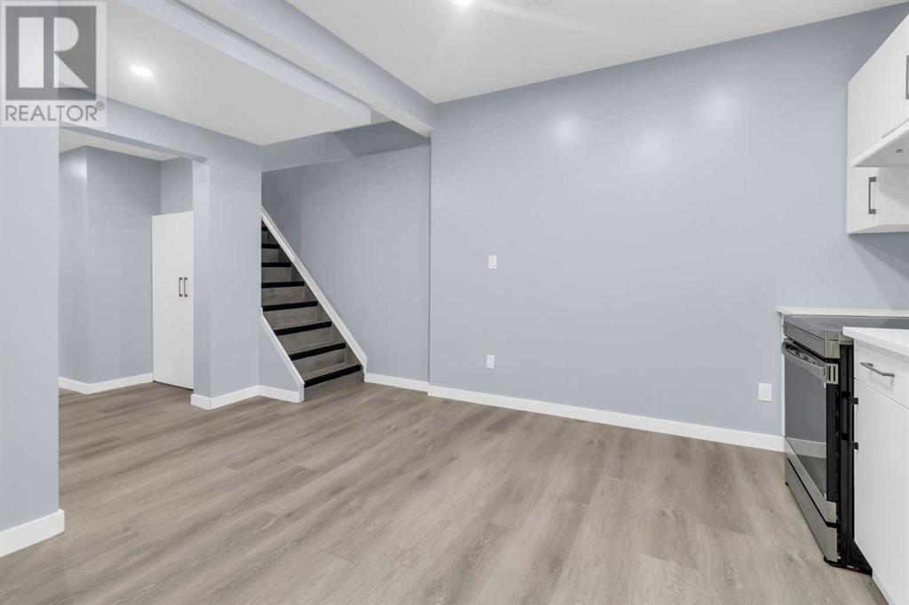 Single Family House for Sale in  Pinemill Mews NE Pineridge Calgary 