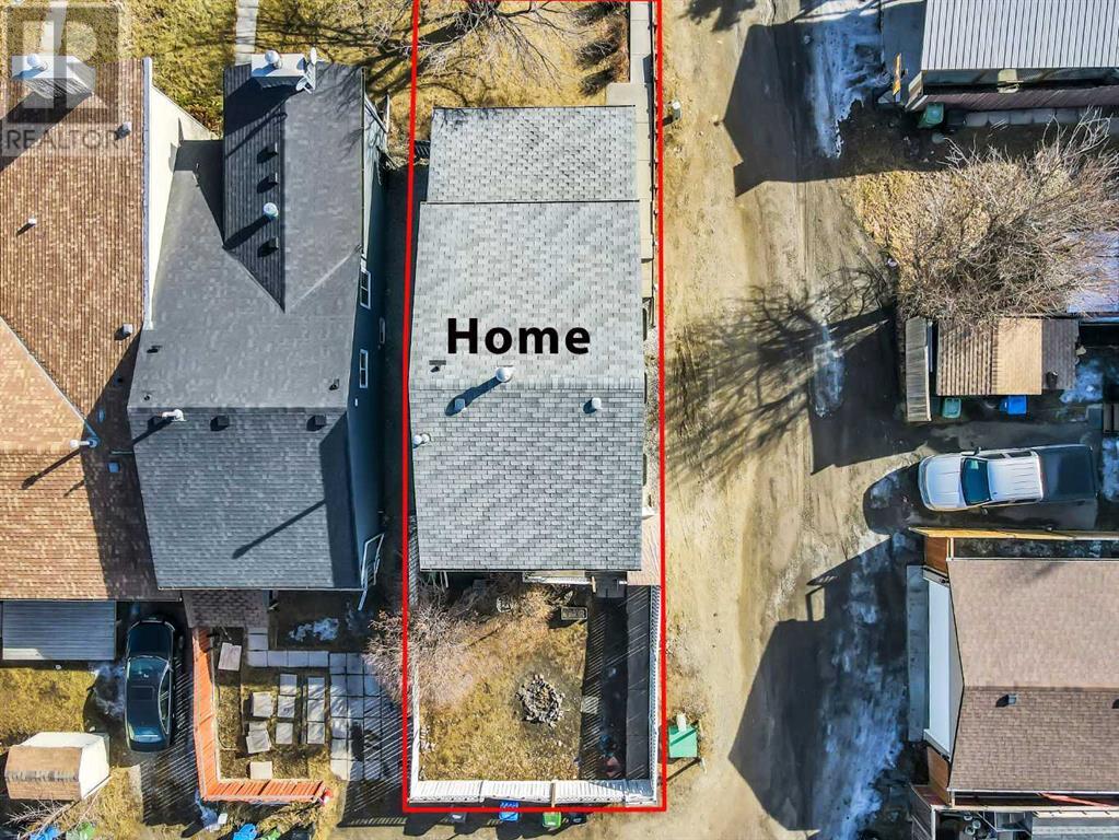 Single Family House for Sale in  Pinemill Mews NE Pineridge Calgary 