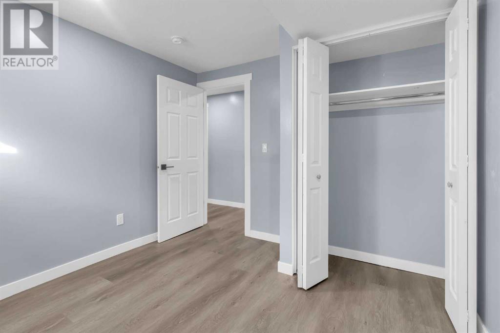 Single Family House for Sale in  Pinemill Mews NE Pineridge Calgary 