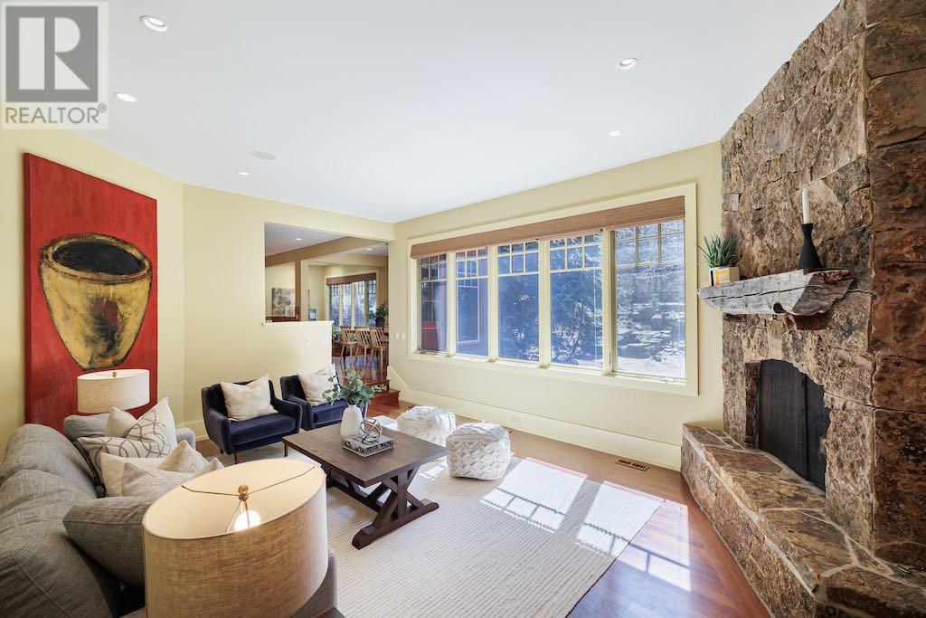 Single Family House for Sale in  Lansdowne Avenue SW Elbow Park Calgary 