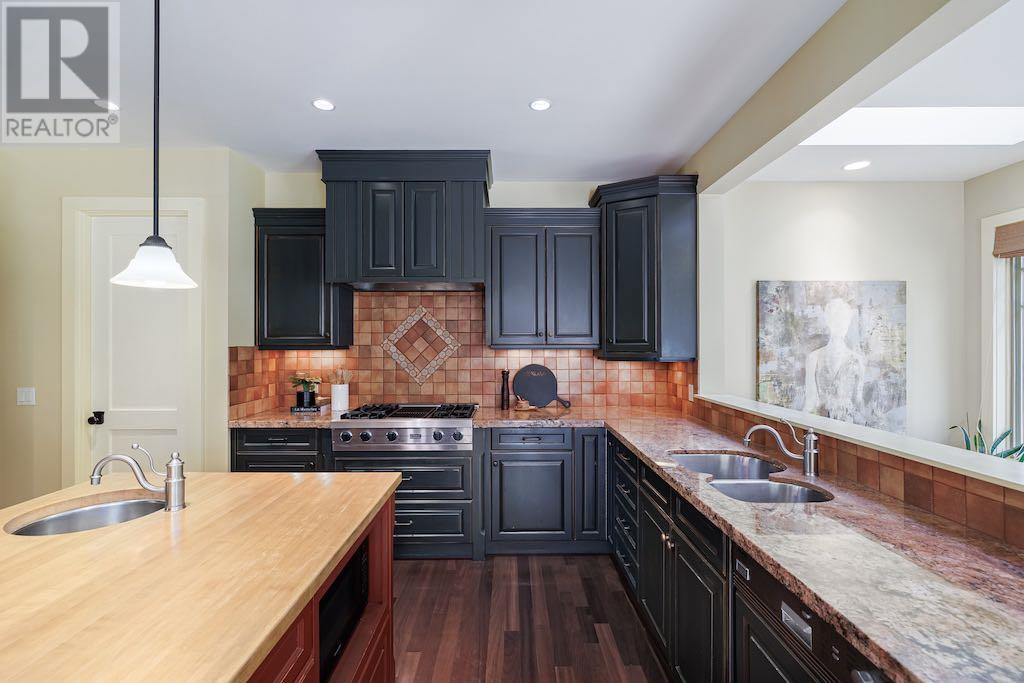 Single Family House for Sale in  Lansdowne Avenue SW Elbow Park Calgary 
