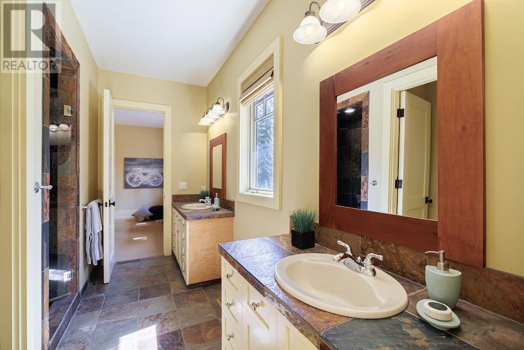 Single Family House for Sale in  Lansdowne Avenue SW Elbow Park Calgary 
