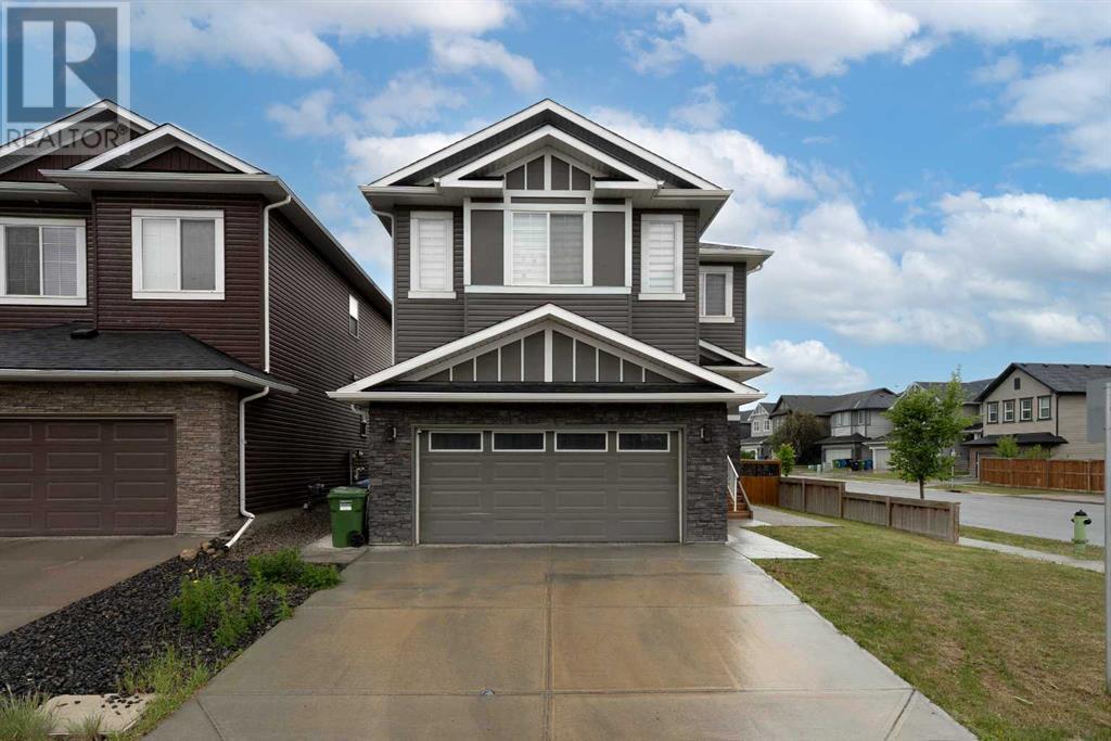 Single Family House for Sale in  Sherview Grove NW Sherwood Calgary 