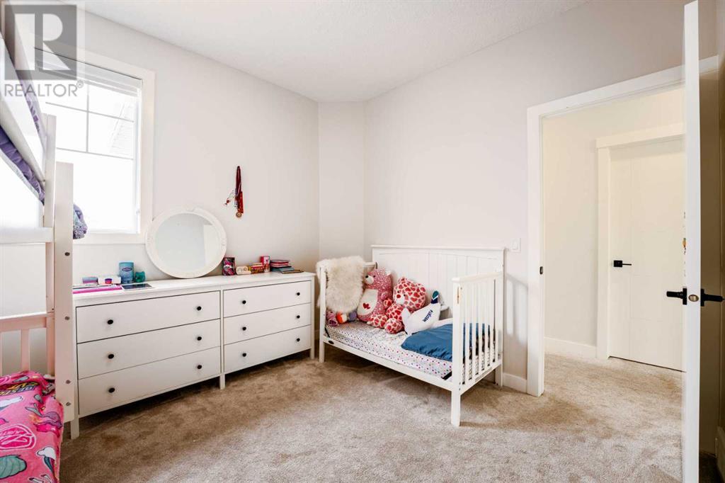 Single Family House for Sale in  Sherview Grove NW Sherwood Calgary 