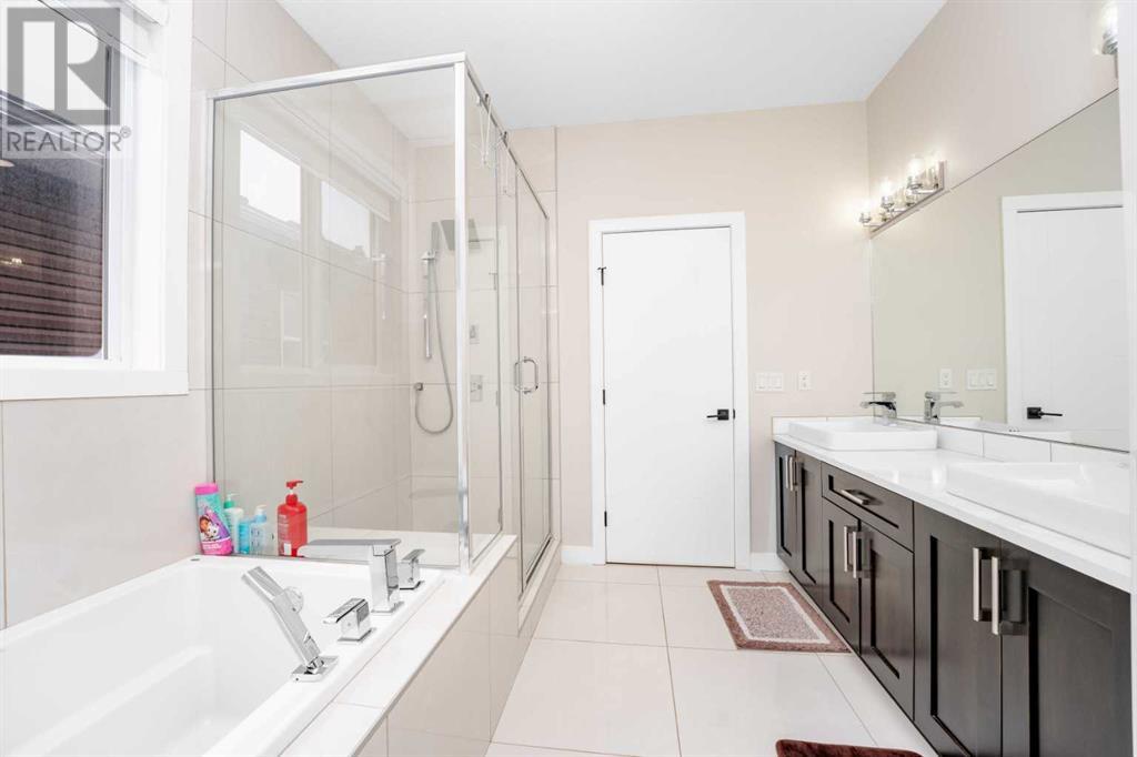 Single Family House for Sale in  Sherview Grove NW Sherwood Calgary 