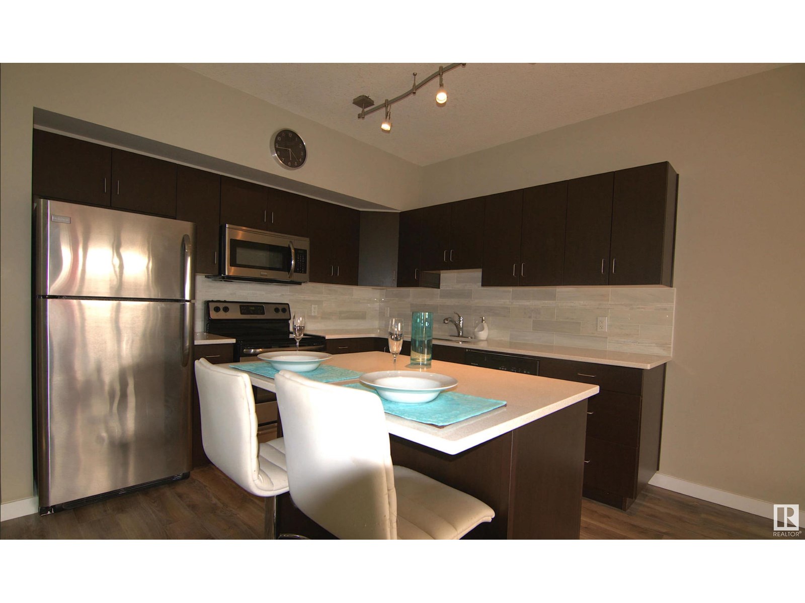 Photo 4 of 108 10518 113 St Nw, Edmonton AB