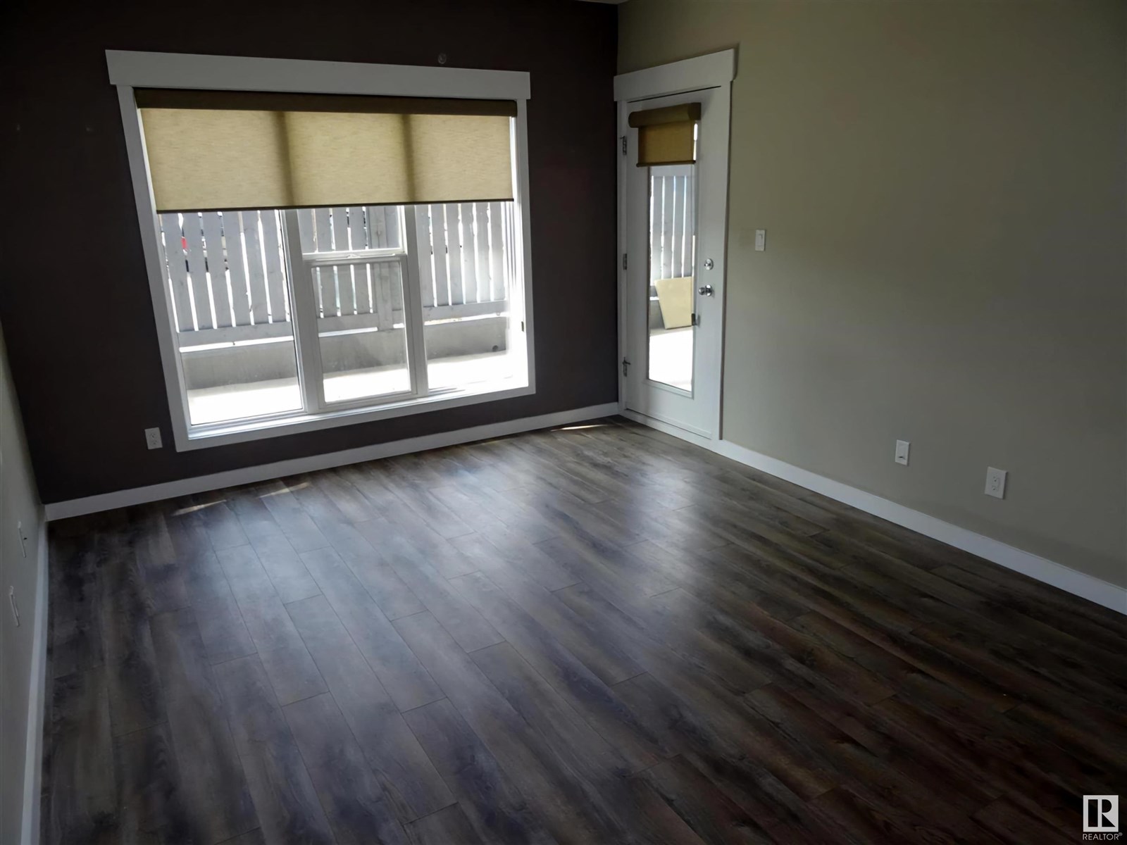 Photo 7 of 108 10518 113 St Nw, Edmonton AB