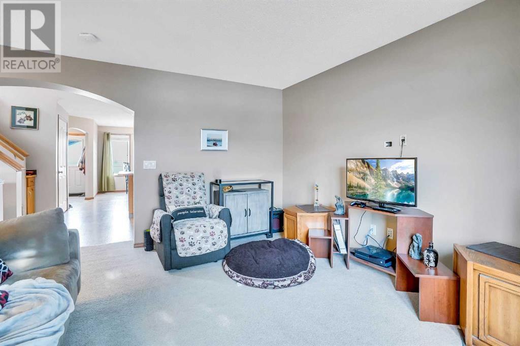8 Covecreek Close NE, Calgary, Alberta