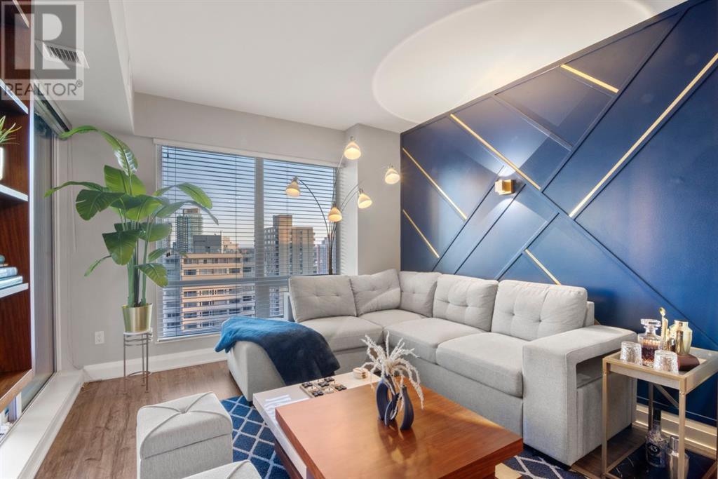 Single Family House for Sale in    Avenue SW Downtown Commercial Core Calgary 