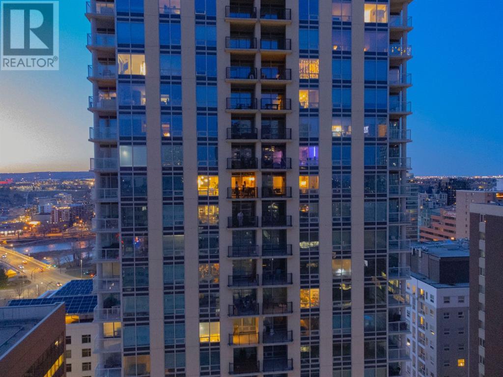 Single Family House for Sale in    Avenue SW Downtown Commercial Core Calgary 