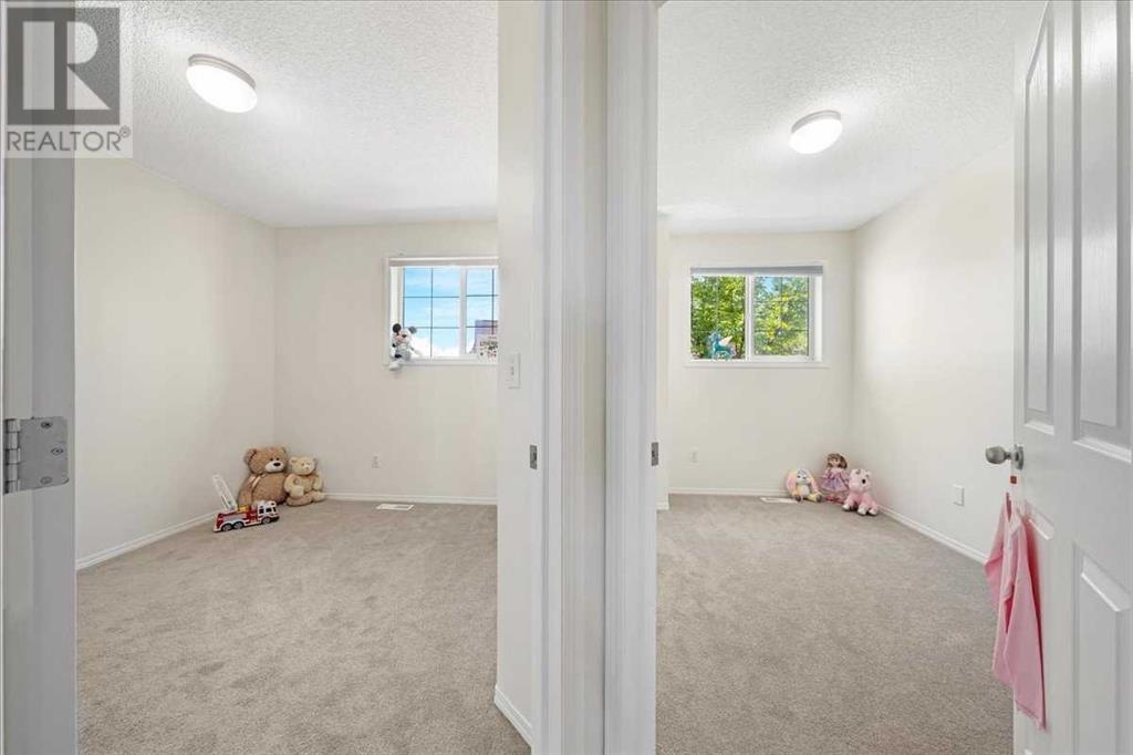 Single Family House for Sale in   Tarawood Lane NE Taradale Calgary 