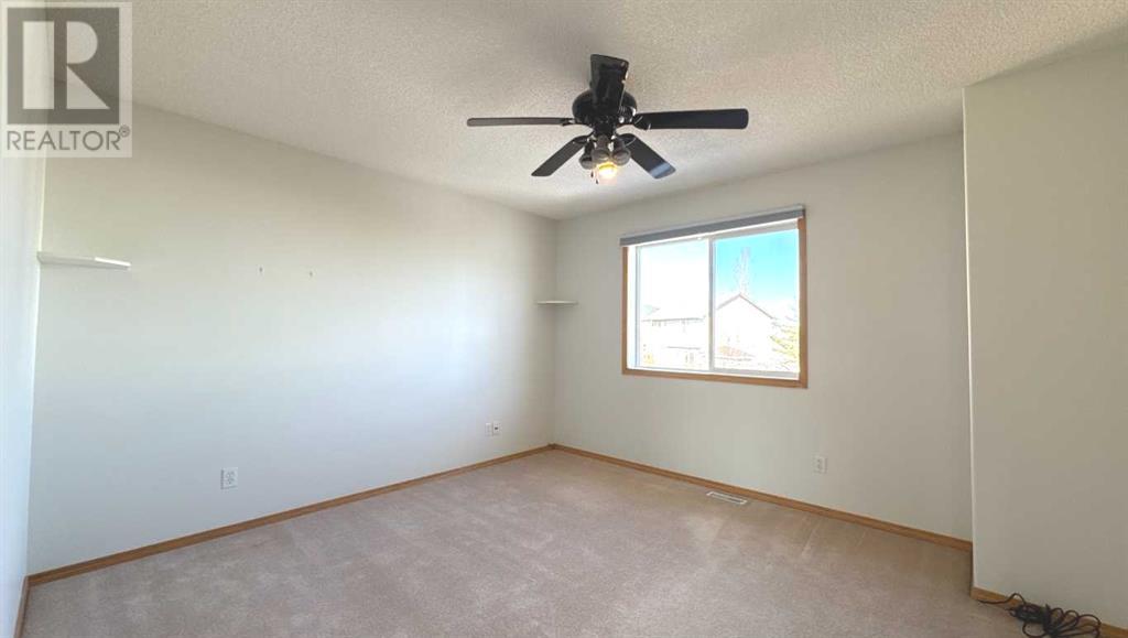 Single Family House for Sale in  Los Alamos Place NE Monterey Park Calgary 