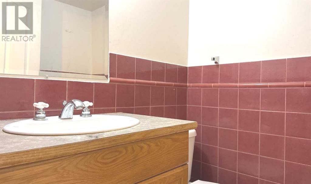 Single Family House for Sale in  Los Alamos Place NE Monterey Park Calgary 