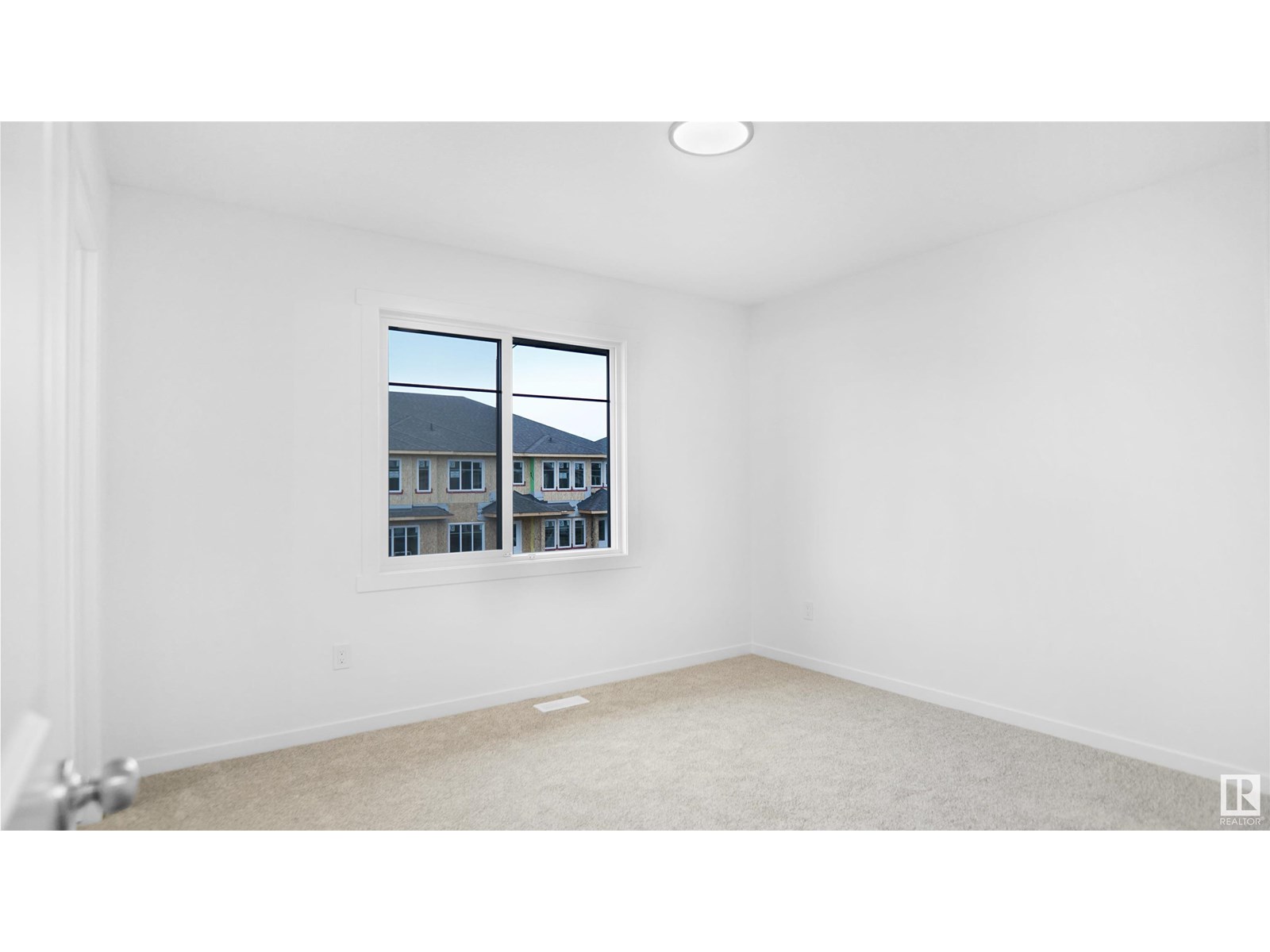 Photo 17 of 1271 Keswick Dr Sw, Edmonton AB