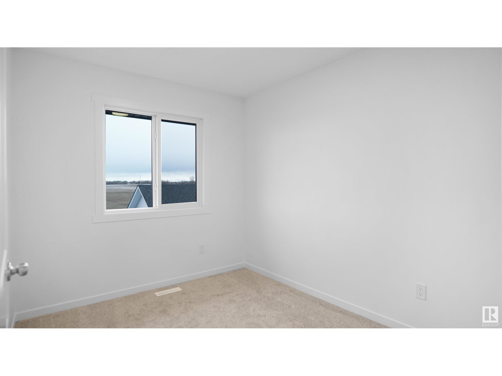 Photo 24 of 1271 Keswick Dr Sw, Edmonton AB